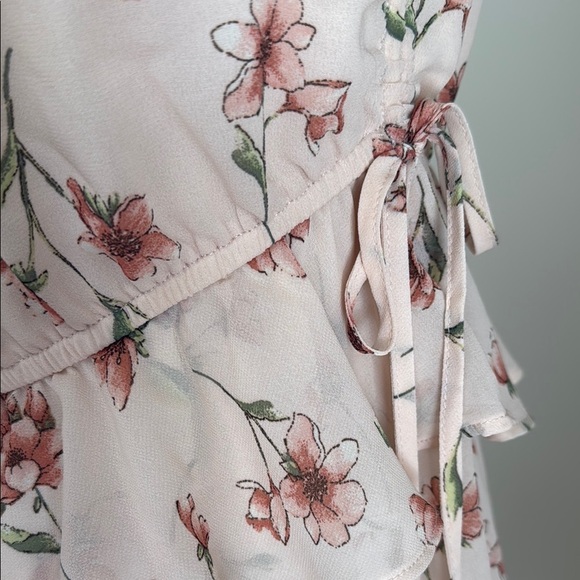 Forever 21 Babydoll Pink Floral Ruffle Blouse M - Picture 4 of 8